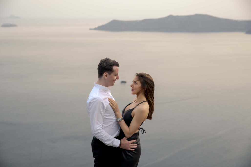 Couple Photoshoot Intimate Santorini