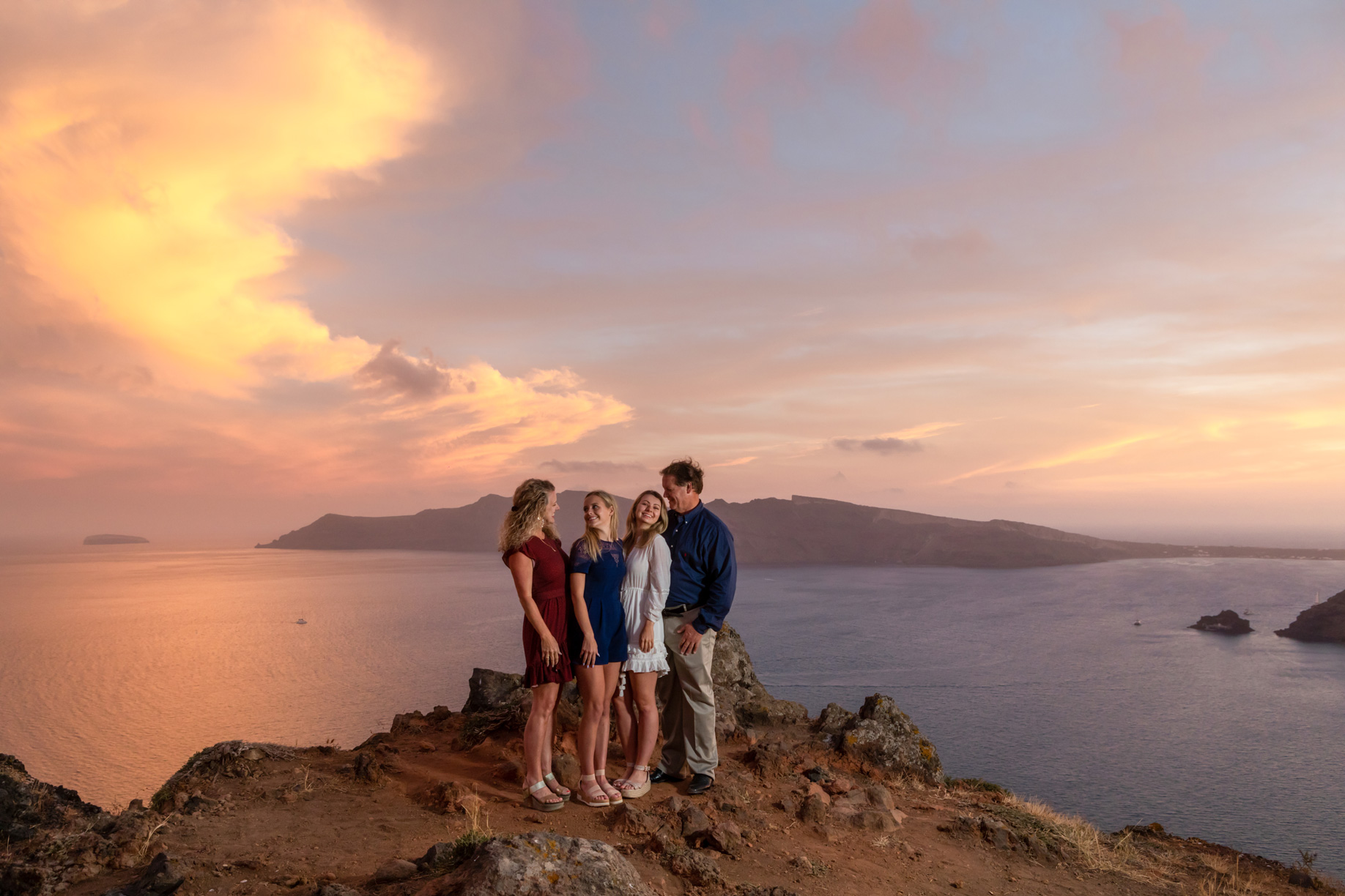 Guided Photo Tours Intimate Santorini
