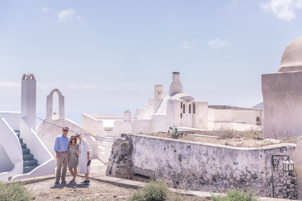 Guided Photo Tours Photoshoot Intimate Santorini