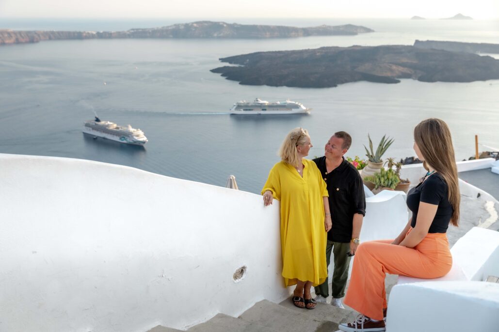 Family Photoshoot Intimate Santorini