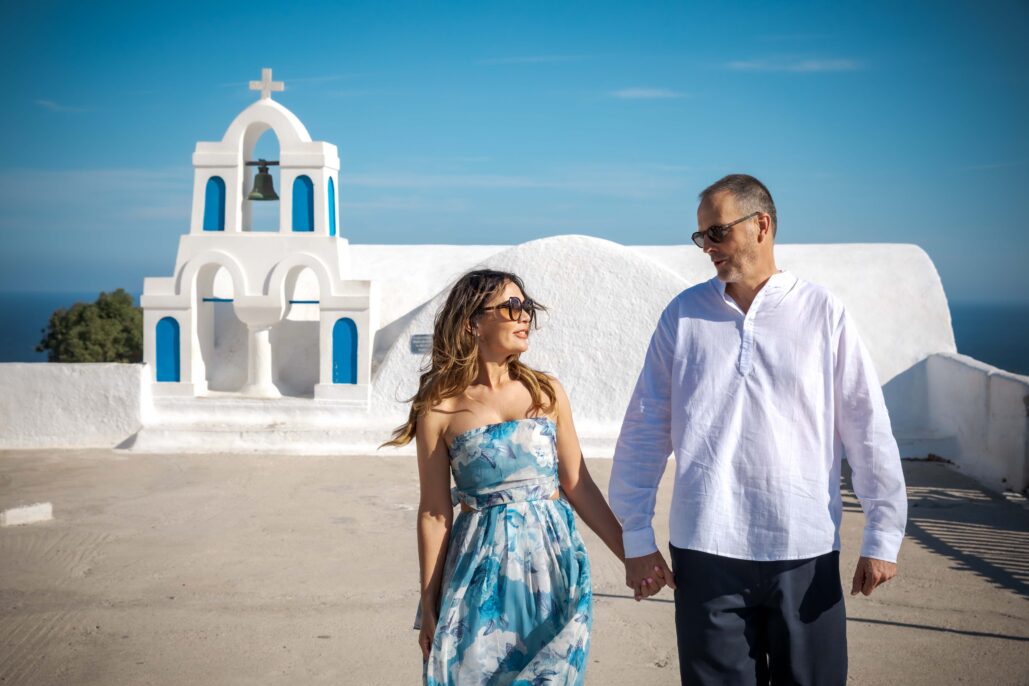 Couple Photoshoot Intimate Santorini
