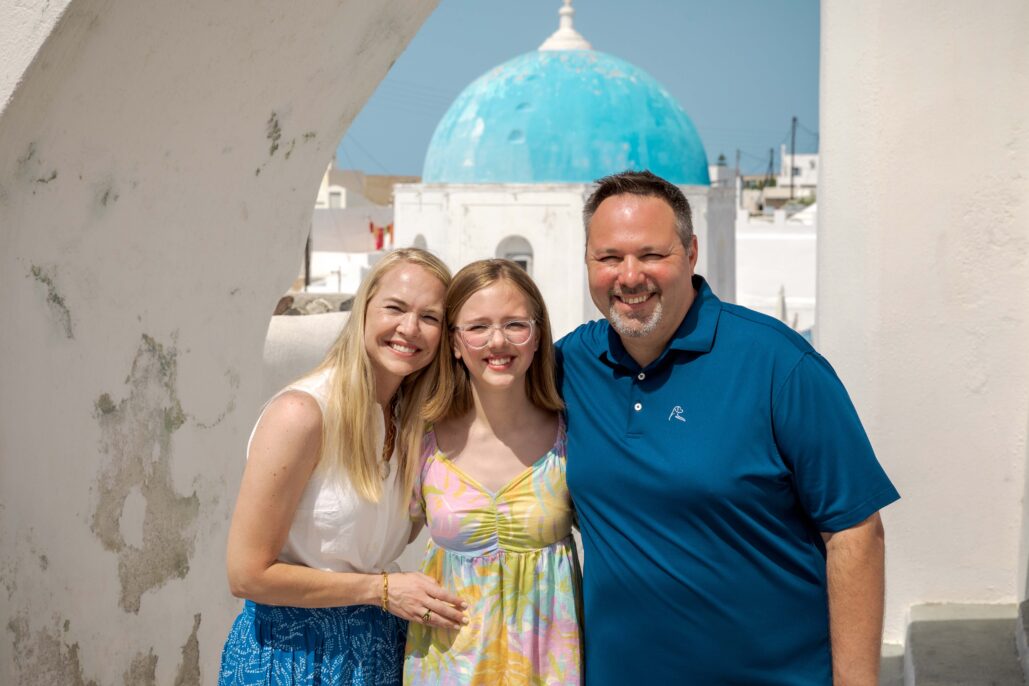 Family Photoshoot Intimate Santorini