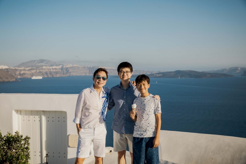 Family Photoshoot Intimate Santorini